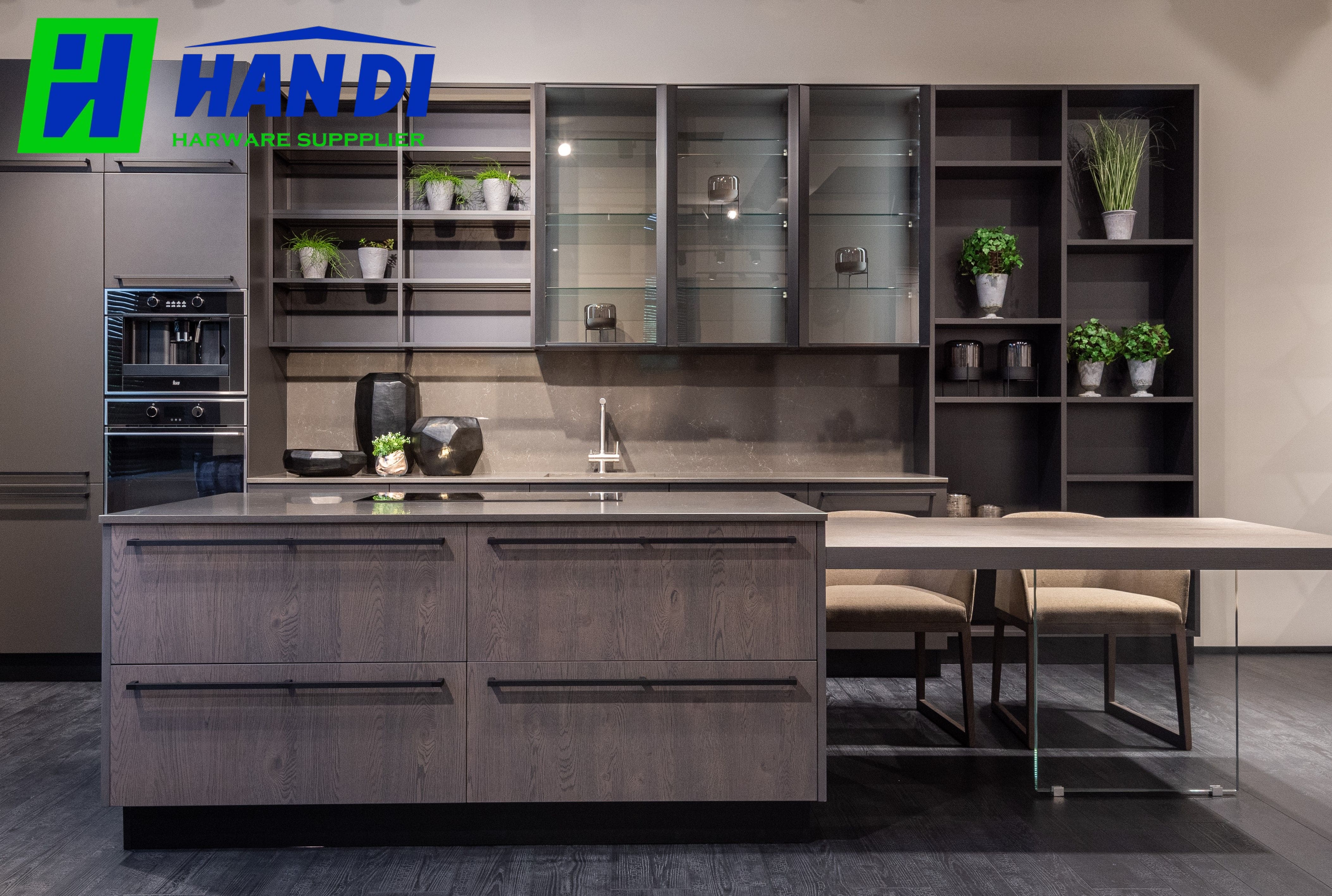 Tủ Bếp Inox Cánh Kính Kết Hợp Đảo Bếp HanDi