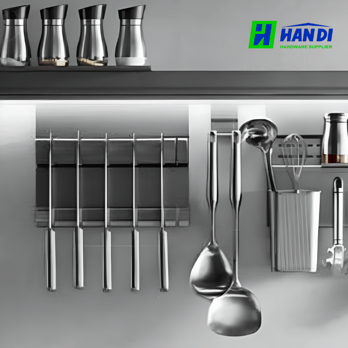 Giá treo ngoài cao cấp có đèn 