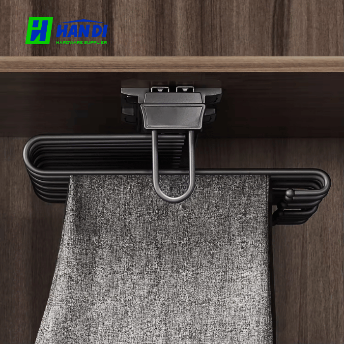 Móc treo quần âu đơn Eurogold EAB7510