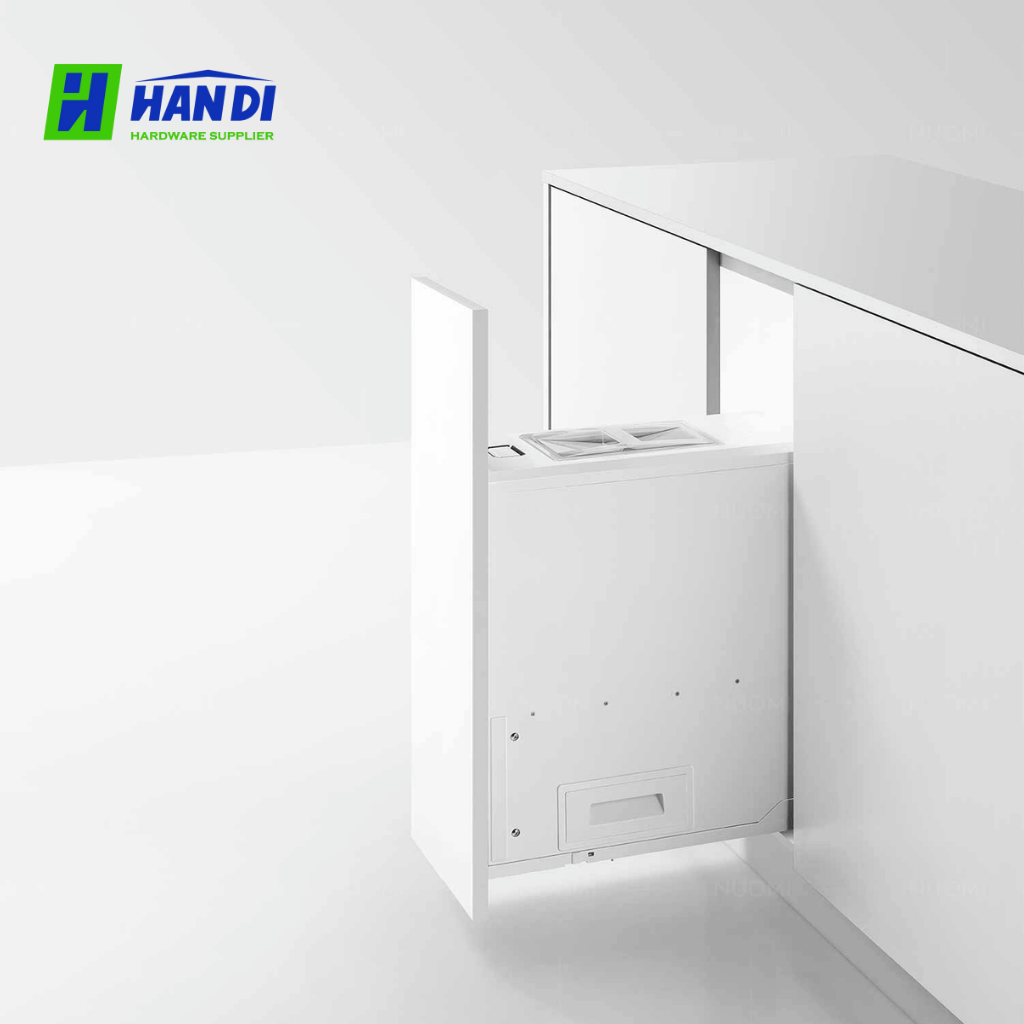 Thùng Gạo Gắn Cánh Eurogold GB230W