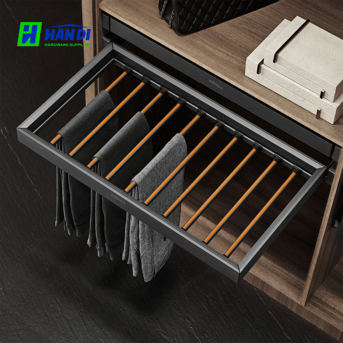 Giá Vắt Quần Âu Âm Tủ Ray Giảm Chấn Eurogold EAB41