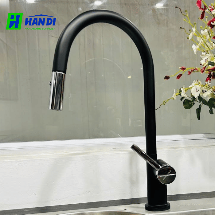 Thiết kế của Vòi rửa bát dây rút Eurogold EUF515DR