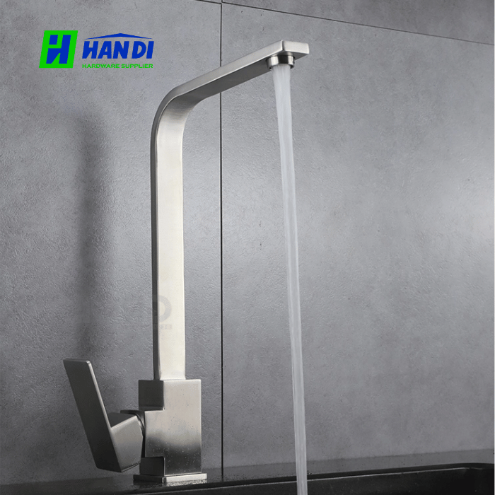 Vòi Rửa Bát Eurogold EVF014M