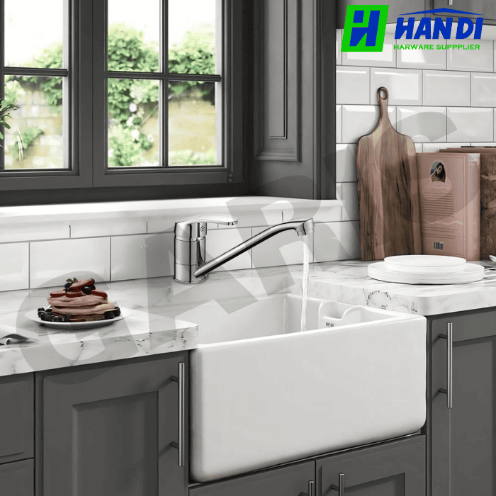 Vòi rửa cao cấp cổ thấp GARIS MF07M