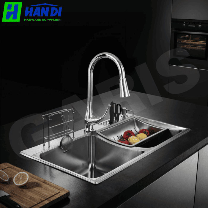 Vòi rửa cao cấp phủ PVD bóng mờ GARIS MF12P