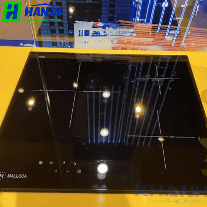 Bếp hồng ngoại 3 vùng nấu MALLOCA MR 593