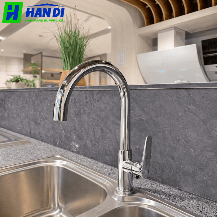 Vòi rửa chén lạnh đồng thau MALLOCA K1603CL