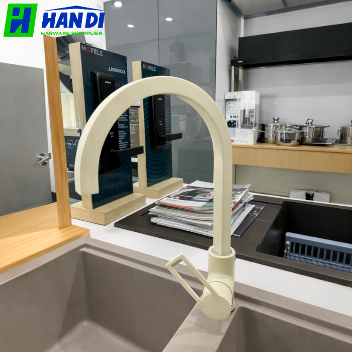 Vòi rửa chén nóng lạnh đồng thau MALLOCA MF-062