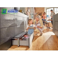 Bục thang đứng Blum SPACE STEP